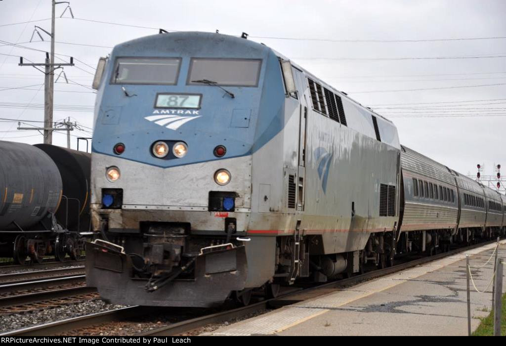 Westbound "Maple Leaf" approaches its stop